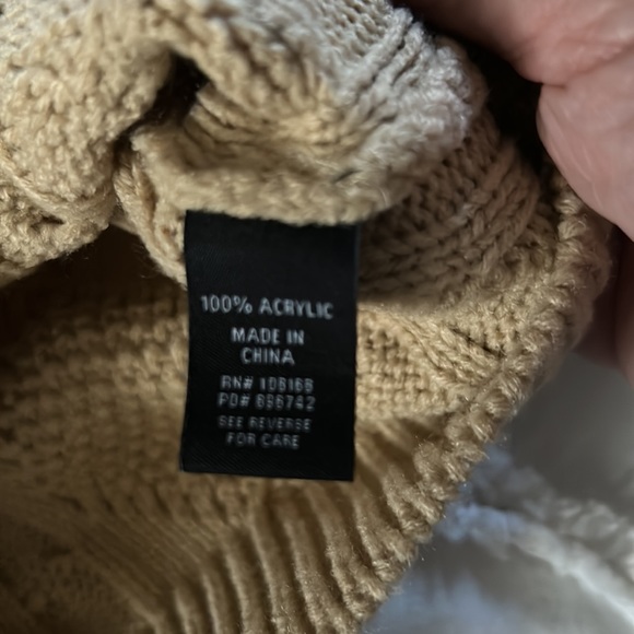 RSO Tullys vest women’s - Picture 3 of 3